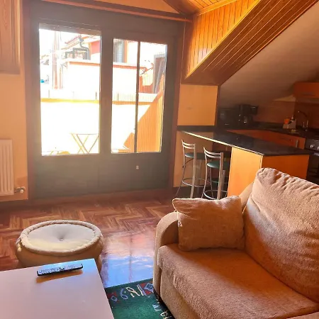 Lägenhet Precioso Atico Con Garaje En